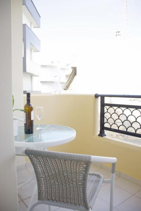 Cozy Apartment In The Heart Of The City Heraklion  Exterior photo
